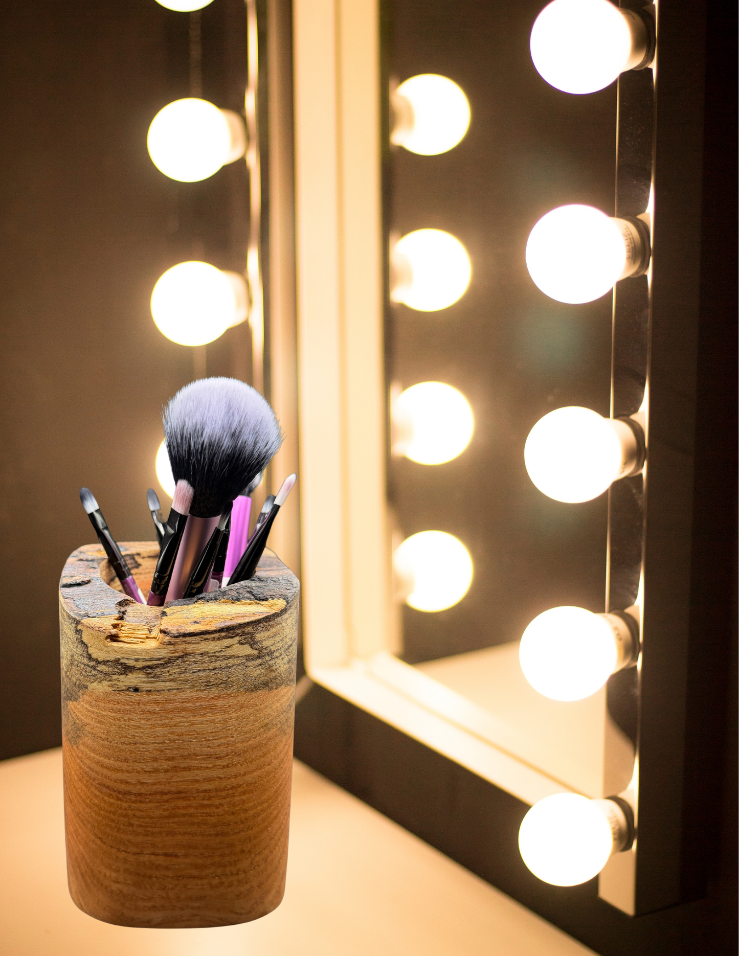 Makeup Brush Holder¹